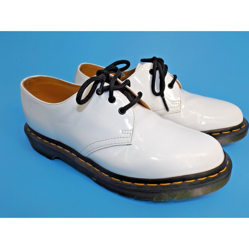 Dr. Martens 26754 White‎ Patent Leather Oxfords Women's Size 8